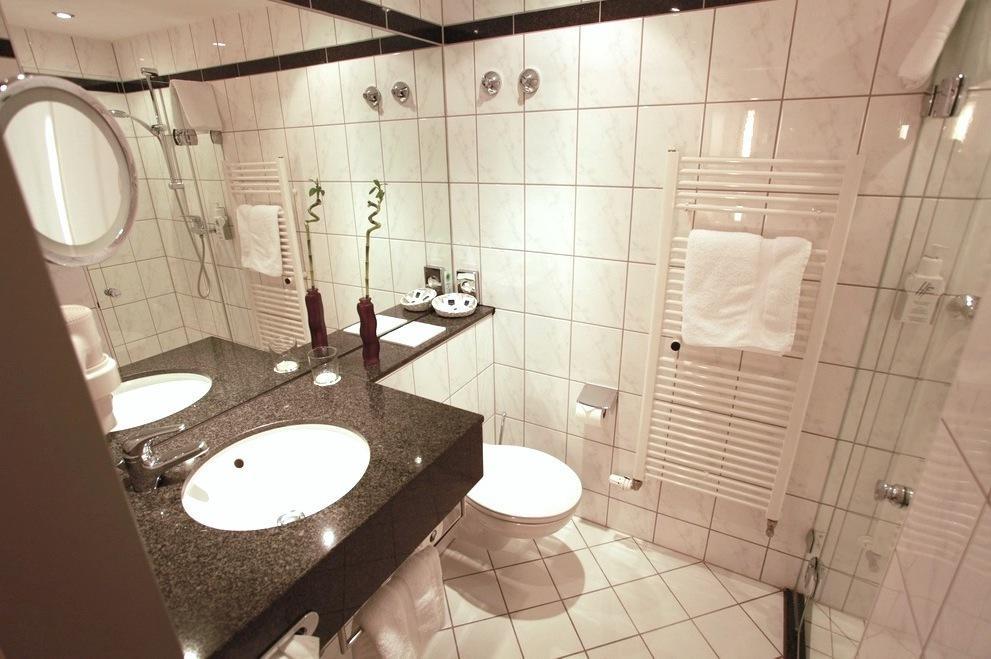 Hotel Friederichs Duisburg Zimmer foto